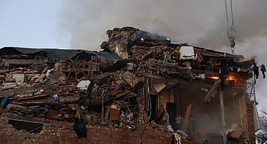 Rusya'nın Kiev'e saldırısında 12 kişi öldü