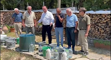 Safranbolu Yazıköy’de 15 gündür su sorunu yaşayan yurttaşlar CHP'li Akay'a dert yandı: