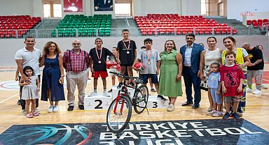 Sokak Senin Mahalle Olimpiyatları’na coşkulu final