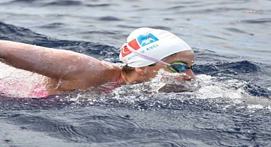 Türk yüzme tarihinde bir ilk: Bengisu Avcı Ocean’s 7’yi bitirdi