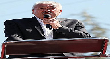 Üreticinin sorunlarına dikkat çekmek için köy meydanına patates döken çiftçiye açılan soruşturmaya tepkiler