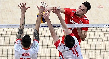 A Milli Erkek Voleybol Takımı, Polonya'ya 3-0 mağlup oldu 