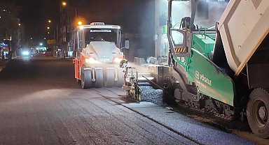 Adıyaman Belediyesi’nden Gölbaşı Caddesi’nde gece mesaisi