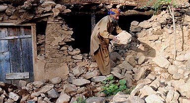 Afganistan'daki depremde hayatını kaybedenlerin sayısı bin 411'e yükseldi