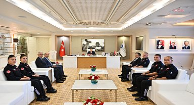 Antalya Büyükşehir Belediyesi Başkan Vekili Özdemir: “Tüm ‘Pelerinsiz Kahramanlar’ın İtfaiye Haftası kutlu olsun”