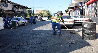 Aydın Büyükşehir Belediyesi, kent genelinde temizlik çalışmalarına devam ediyor