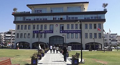 Aydın’da Kuşadası Belediyesi binasının zemin katına tahliye kararı