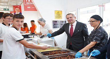 Ayvalık Belediyesi Öğrenci Kent Lokantaları, yeni döneme kapılarını açtı