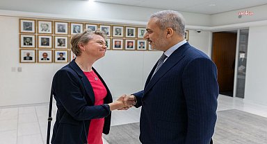 Bakan Fidan, Birleşik Krallık Dışişleri Bakanı Yvette Cooper ile New York'ta bir araya geldi
