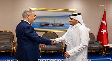 Bakan Fidan, Doha’da Katar Başbakanı Al Sani ile görüştü