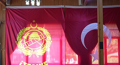 Burdur Belediye Başkanı Ercengiz, itfaiye personeliyle bir araya geldi