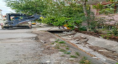 Burdur Belediyesi, Yeni Mahalle'de 50 yıllık sorunu çözmek için düğmeye bastı