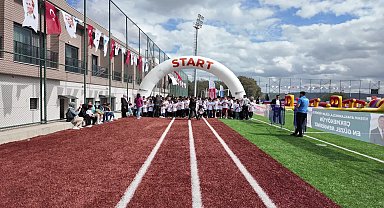 Çekmeköylü minikler 'Ömerli Çocuk Maratonu'nda yarıştı 