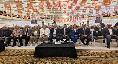 CHP Adapazarı İlçe Başkanlığına Anıl Özkan bir kez daha seçildi