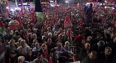 CHP’den “Filstin’e Destek” mitingi… Özgür Özel: “Netanyahu ile kayıkçı kavgası yapıp Trump’tan randevu dilenenler, İsrail’in yaptığı zulme engel olamazlar”