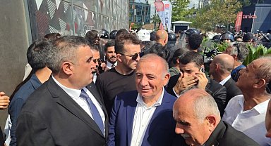 CHP İstanbul İl Başkanlığı’na polis ablukası dünya basınında: İktidarın muhalefeti etkisizleştirmeye yönelik adımlarının bir parçası