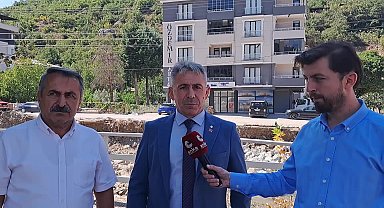 CHP’li Uygur: “Yıkılma tehlikesi altındaki okul duvarı yapılmadı, çocuklarımızın canı tehlikede”