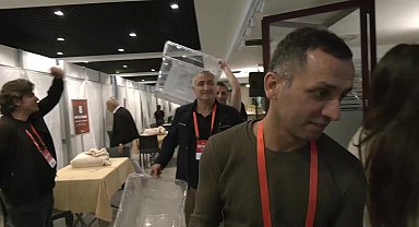 CHP'nin 22'nci Olağanüstü Kurultayı... CHP'de Parti Meclisi ve YDK seçimleri için oy verme işlemi başladı