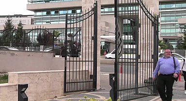 CHP, yüksek rütbeli askerlerin emeklilik yaş haddinin cumhurbaşkanı tarafından yükseltilmesi yetkisi tanıyan kanunun iptali için AYM'ye başvurdu