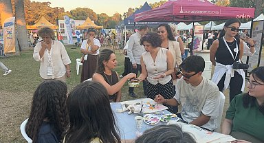 Çocuklar, gençler ve kadınlar İEF'nin tadını çıkarıyor 