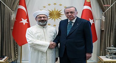 Cumhurbaşkanı Erdoğan, eski Diyanet İşleri Başkanı Ali Erbaş’ı kabul etti