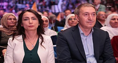 DEM Parti Eş Genel Başkanları, yarın İstanbul'da CHP Genel Başkanlığı Çalışma Ofisi'nde Özgür Özel'i ziyaret edecek