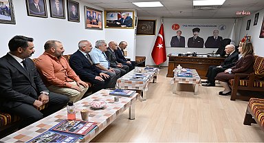  Devlet Bahçeli, Taş Medreseli Ülkücüleri ziyaret etti