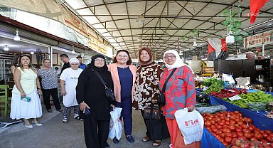 Didim Belediye Başkanı Gençay, Mavişehir Halk Pazarı’nı ziyaret etti