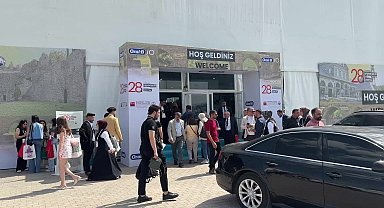 Diş hekimleri, 28. Uluslararası Dişhekimliği Kongresi'nde Diyarbakır’da bir araya geldi