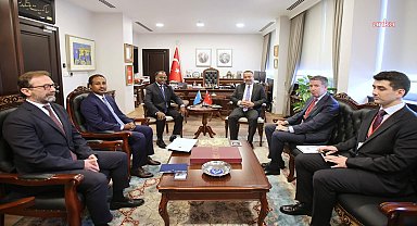 Dışişleri Bakan Yardımcısı Yılmaz, Somali Dışişleri ve Uluslararası İşbirliği Devlet Bakanı Omar ile bir araya geldi