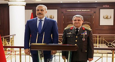Dışişleri Bakanı Fidan, Genelkurmay Başkanı Orgeneral Bayraktaroğlu ile görüştü 