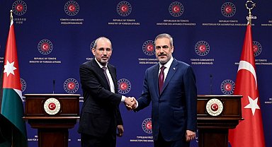 Dışişleri Bakanı Fidan, Ürdün Dışişleri Bakanı Safadi ile görüştü