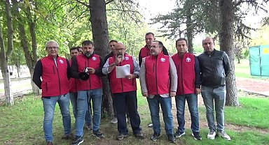 Eğitim İş üyeleri Bilecik'te basın açıklaması yaptı: “Türkiye’de üniversiteye girmek bir umut, üniversitede okumak ise artık büyük bir lüks haline gelmiştir”