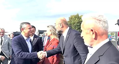 Ekrem İmamoğlu’nun “Bilirkişi Davası” ertelendi, İmamoğlu sloganlar eşliğinde salondan ayrıldı