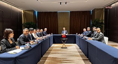 Enerji ve Tabii Kaynaklar Bakanı Bayraktar, Çin’in önde gelen enerji şirketlerinden Shanghai Elektrik, Dongfang ve State Grid yöneticileri ile görüştü