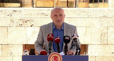 Erhan Usta: 