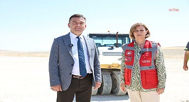 Eskişehir Büyükşehir Belediye Başkanı Ünlüce, yol çalışmalarını yerinde inceledi