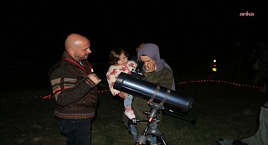 Eskişehir'de gece gözlem etkinliği: Bilimseverler gökyüzüyle buluştu
