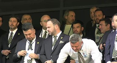  Fenerbahçe başkanını seçiyor... Genel Kurul gergin başladı