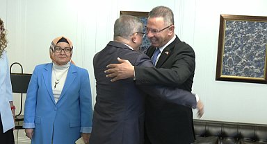 Filistin Büyükelçisi Faed Mustafa'dan Ahmet Davutoğlu'na ''veda'' ziyareti