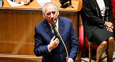 Fransa'da Başbakan François Bayrou hükümeti düştü