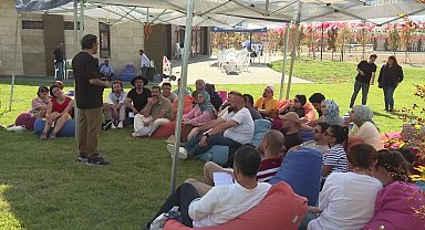 Gençler, Ankara Büyükşehir Belediyesi'nin edebiyat kampında buluştu