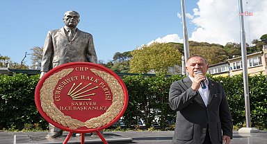 Gökan Zeybek: Partimizin 39. Olağan İlçe Kongrelerinde seçilen ve delegelerimizden güven oyu alarak görevine devam eden başkanlarımızı kutluyorum