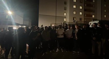 Gölbaşı KYK Yurdu'nda kalan öğrencilerden eylem... CHP'li Bozkurt: Öğrenci arkadaşlarımızın barınma hakkı bir ayrıcalık değil, temel bir haktır