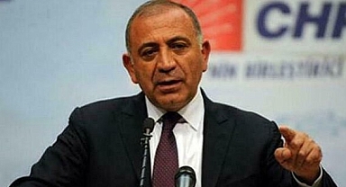 Gürsel Tekin: 