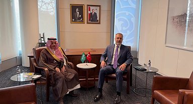 Hakan Fidan, New York’ta Suudi Arabistan Dışişleri Bakanı Faysal bin Ferhan ile görüştü