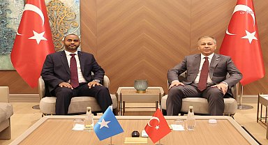 İçişleri Bakanı Ali Yerlikaya, Somali Limanlar ve Deniz Ulaştırma Bakanı Mohamed Nur'la görüştü