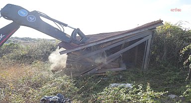 İSKİ son bir ayda 100'den fazla kaçak yapıyı kaldırdı