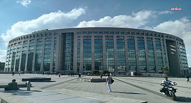 İstanbul 45. Asliye Hukuk Mahkemesi, CHP İstanbul İl Olağanüstü Kongresi’nin çalışmalarının durdurulmasını istedi