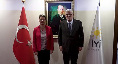 İYİ Parti Genel Başkanı Dervişoğlu,  Fransa Büyükelçisi Dumont ile bir araya geldi